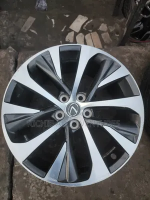 Original Lexus 18inch Rim,2020,2021 Model.