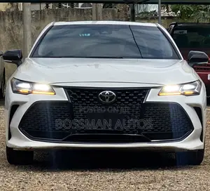 Toyota Avalon Touring FWD Sedan (3.5L V6 8A) 2019 White