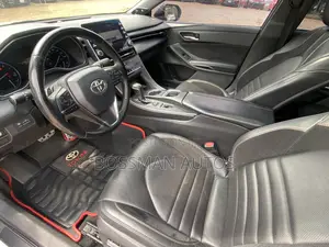 Toyota Avalon Touring FWD Sedan (3.5L V6 8A) 2019 White