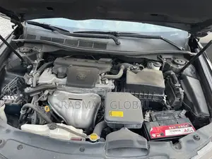 Toyota Camry SE 4dr Sedan (2.5L 4cyl 6A) 2013 Black