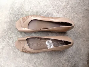 Elegant Nude/Beige Women’S Shoe – Size 12 (Uk / Eu 44)