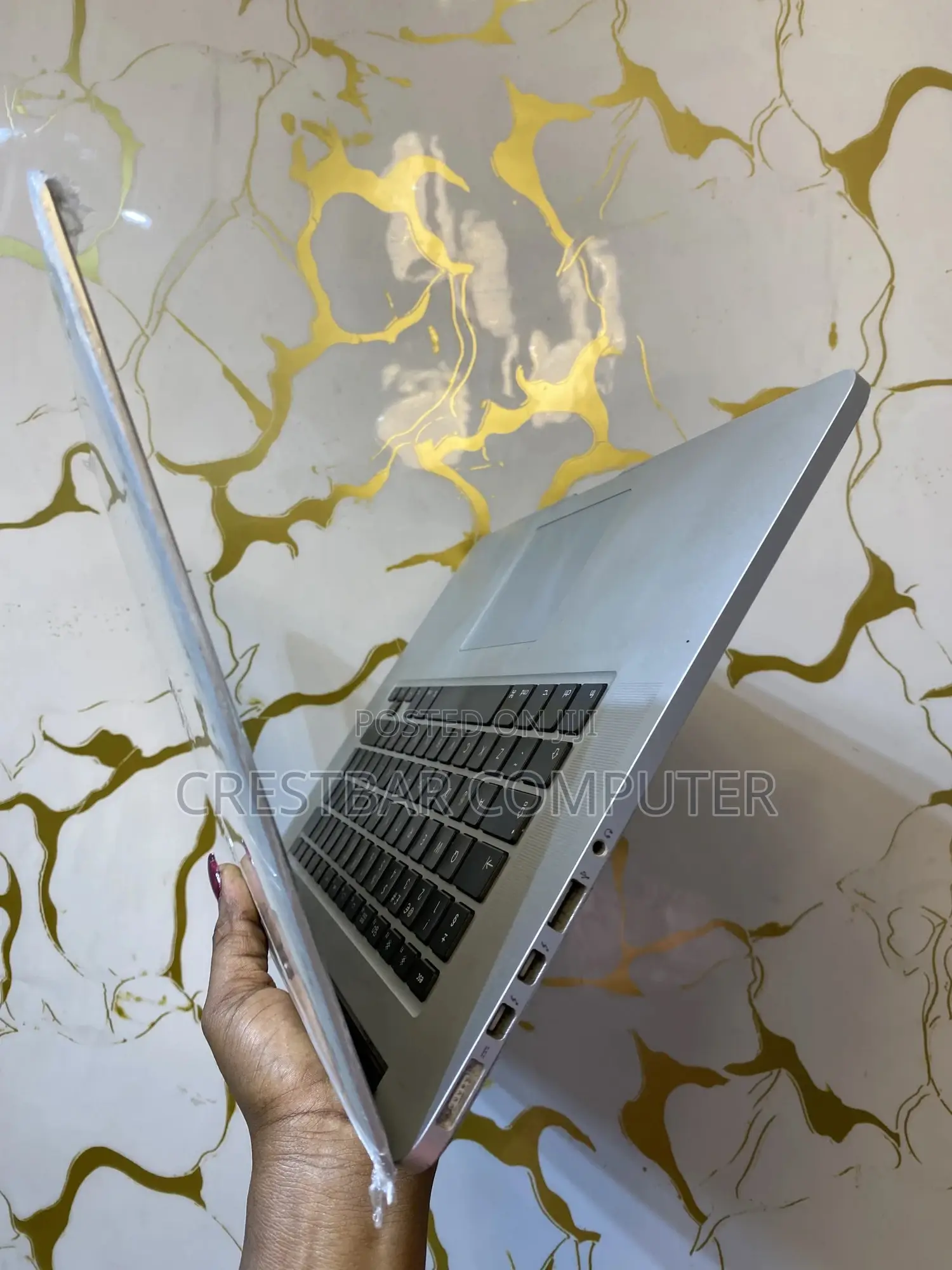 Laptop Apple MacBook Pro 2015 16GB Intel Core i7 SSD 256GB