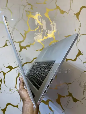Laptop Apple MacBook Pro 2015 16GB Intel Core i7 SSD 256GB
