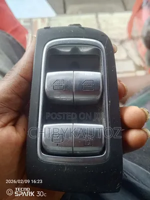 Back Side Window Switch for S Class W222
