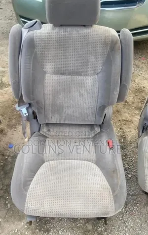 Toyota Sienna 2006 Complete Back Seat