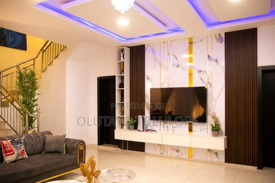Melbourne Apartment