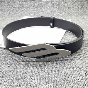 Balenciaga 3b Logo Belt in Black Leather.