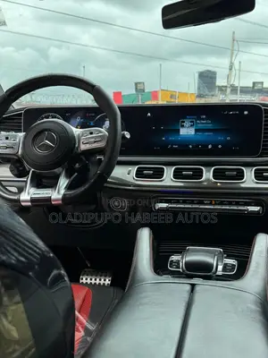 Mercedes-Benz GLE-Class 2022 Blue