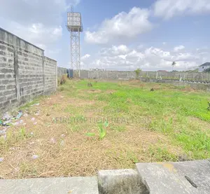 600sqm Land With Cofo Inside an Estate Behind Shoprite Sangotedo