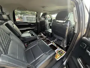 Toyota Tundra 2018 Gray