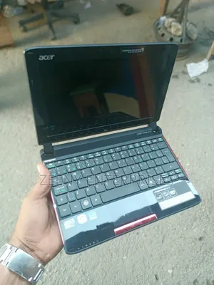Laptop Acer Aspire 1 2GB Intel Atom HDD 160GB