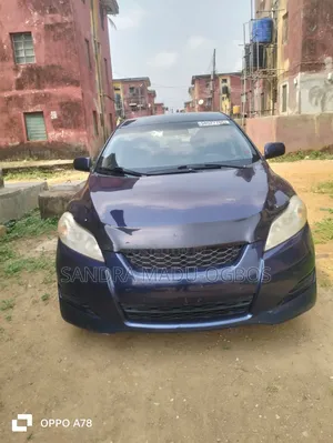 Toyota Matrix XRS Hatchback FWD (2.4L 4cyl 5A) 2009 Blue