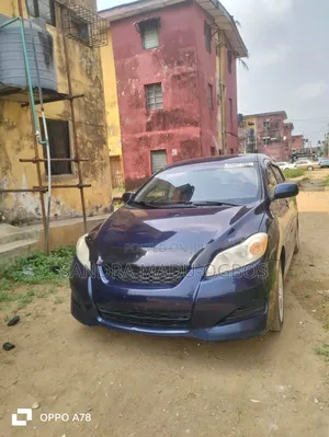 Toyota Matrix XRS Hatchback FWD (2.4L 4cyl 5A) 2009 Blue