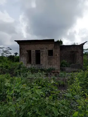 4bdrm Bungalow In Kobape Abeokuta, Obafemi-owode For Sale