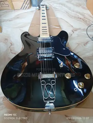 Epiphone Electric Guitar 6 Strings