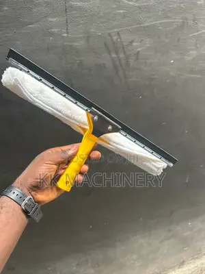 2-in-1 Window Cleaning Tool