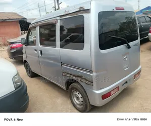 Daihatsu Hijet 2012 Silver