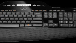 Logitech Performance Mk710 Wireless Keyboard and Mouse