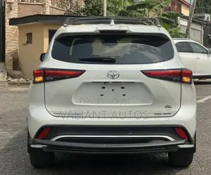 Toyota Highlander 2023 White