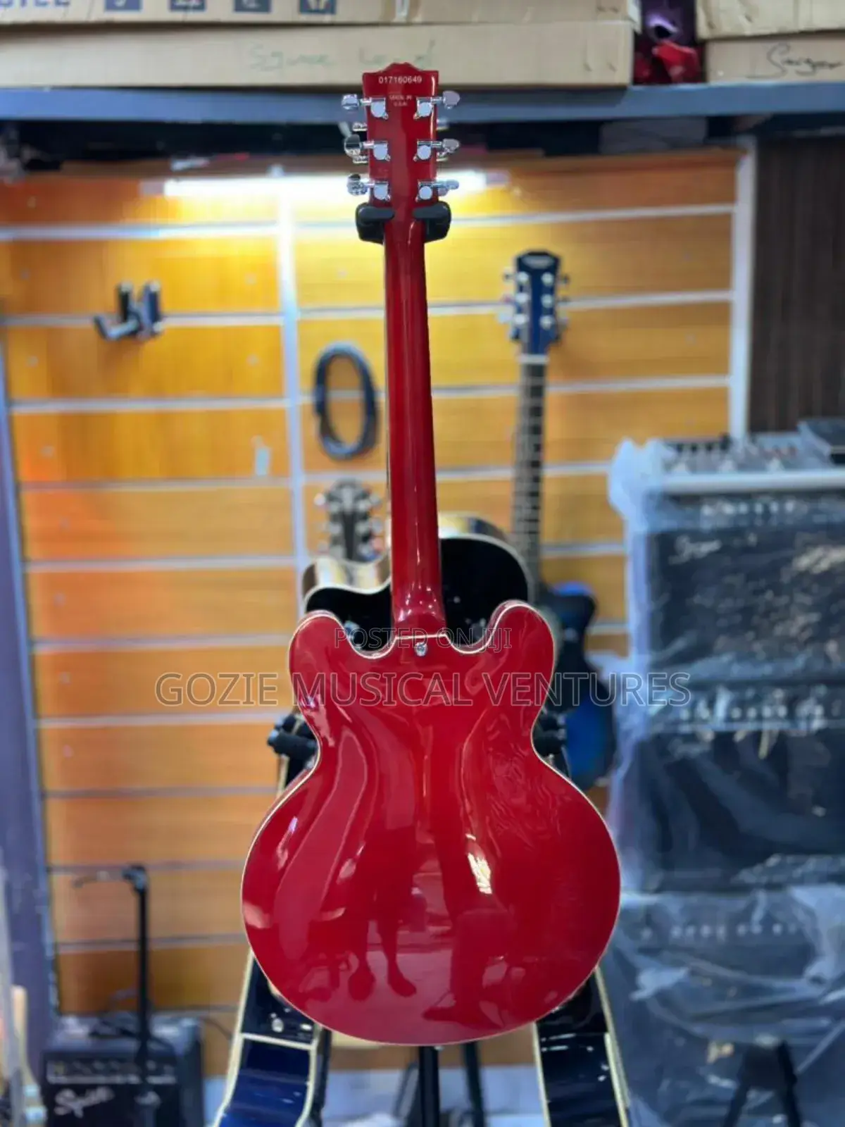 Fender Semi -Hollow Body Electric Guitar 6 Strings