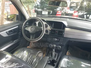 Mercedes-Benz GLK-Class 350 4MATIC 2010 Gray