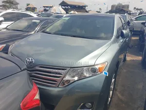 Toyota Venza 2010 Green