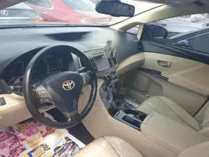Toyota Venza 2010 Green
