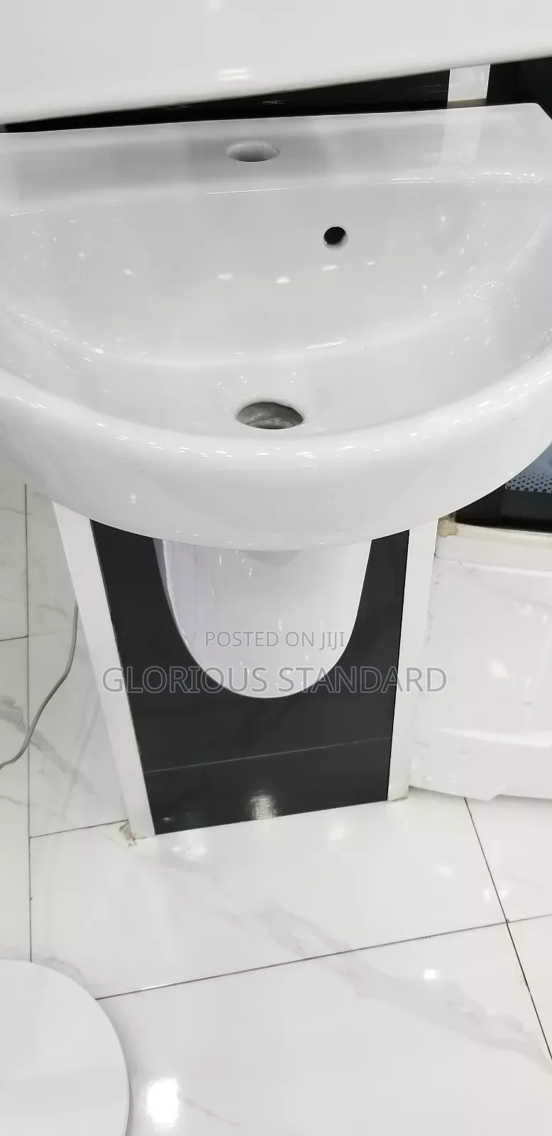 Wall Hanging Wash Hand Basin