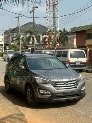 Hyundai Santa Fe Limited 4dr SUV AWD (3.3L 6cyl 6A) 2014 Gray