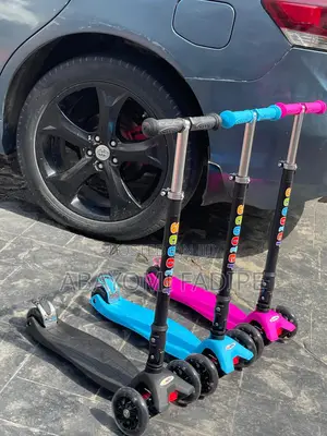 Maxi Kids Foldable Scooter