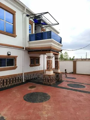 8bdrm Block of Flats in Airport 2Nd Gate, Alakia for sale