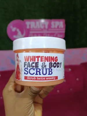 Extra Whitening Scrub