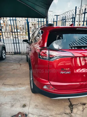 Toyota RAV4 Limited AWD (2.5L 4cyl 6A) 2016 Red