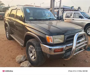 Toyota 4-Runner 2000 Black