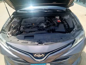 Toyota Camry 2018 Gray