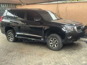 Toyota Land Cruiser Prado 2010 Black