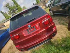 BMW X5 M50d 2012 Red