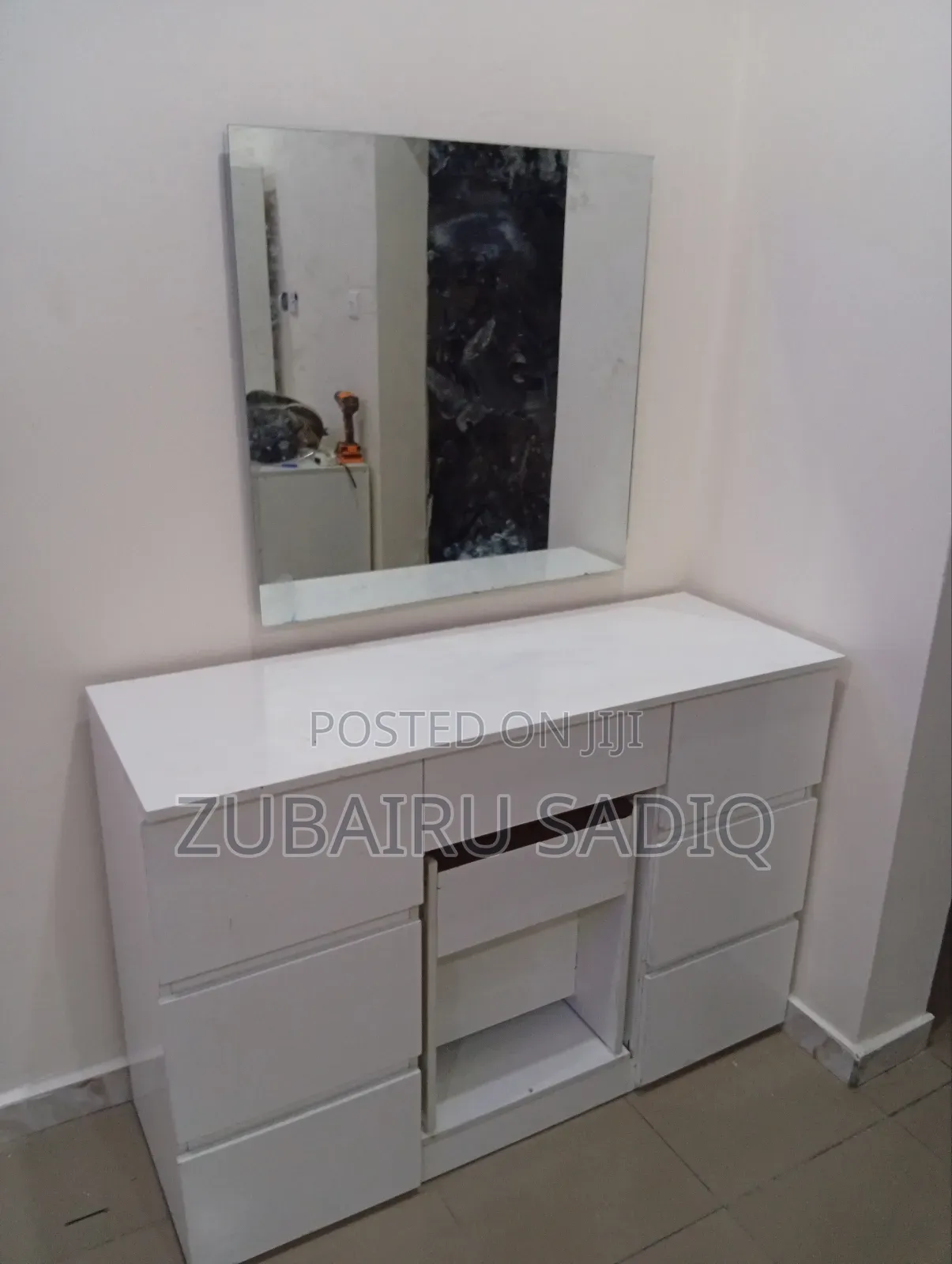 Dressing Mirror 4ft With 7 Drawers