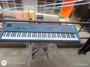 Yamaha Mx88