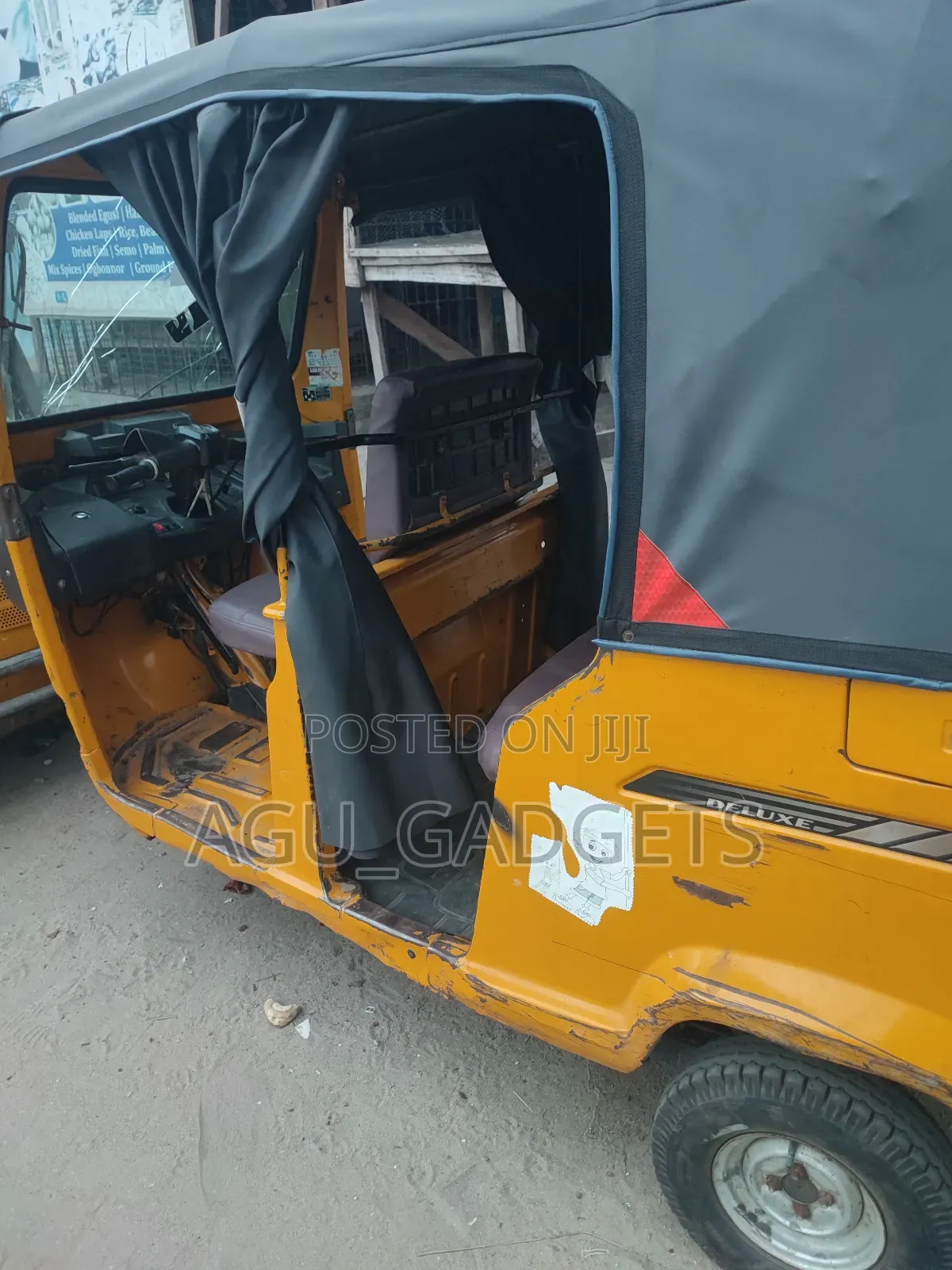 TVS Apache 180 RTR 2024 Yellow