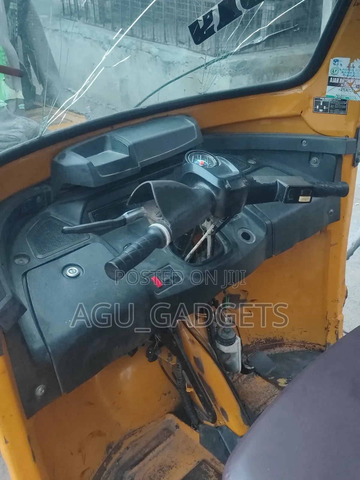 TVS Apache 180 RTR 2024 Yellow