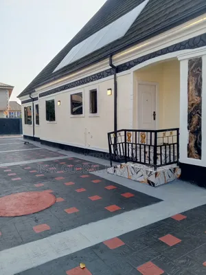 4bdrm Bungalow in Warri for sale