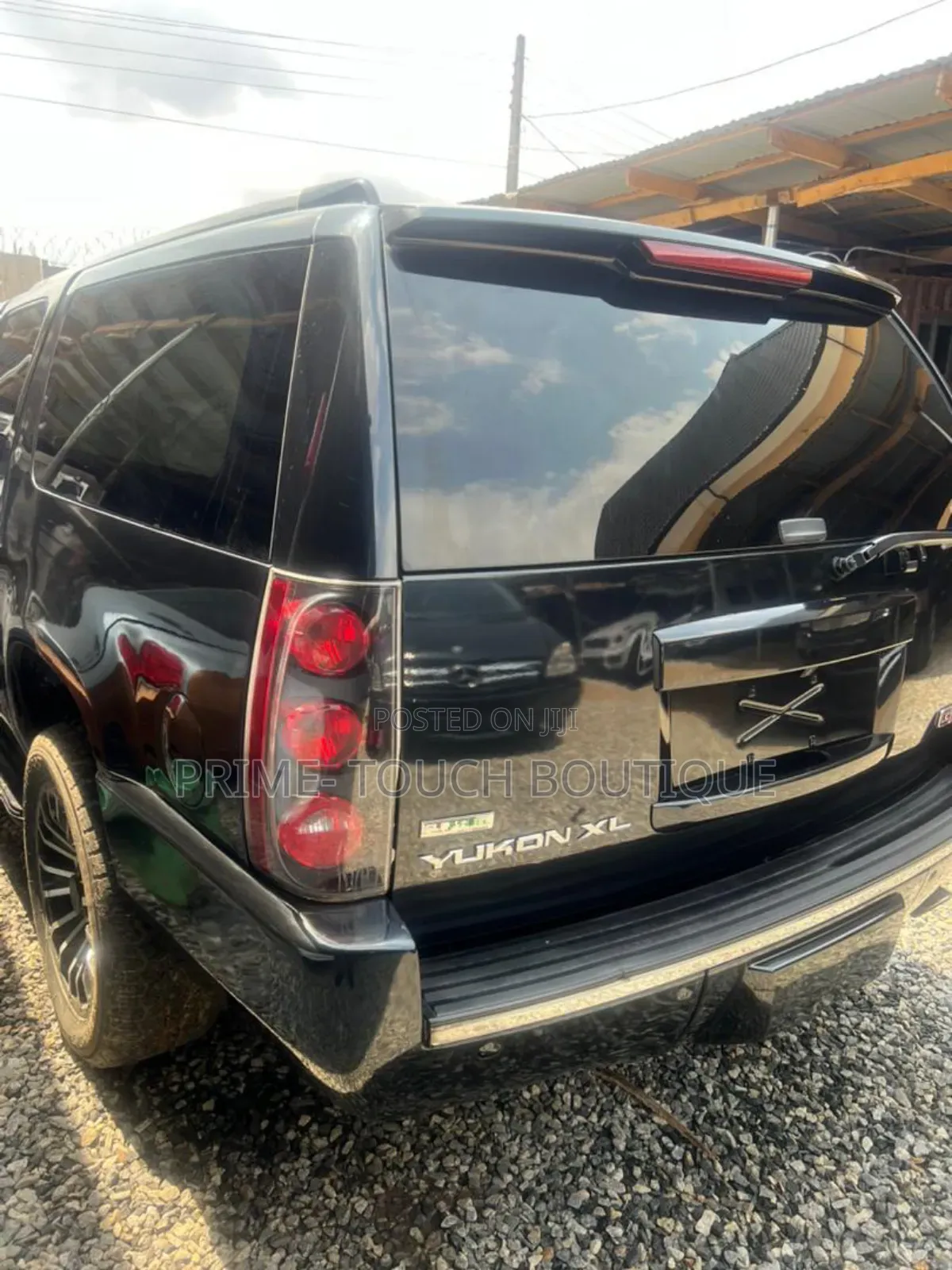 GMC Yukon XL SLT 1500 2012 Black