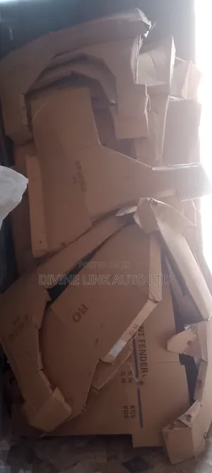 Body Parts for Toyota and Lexus Available
