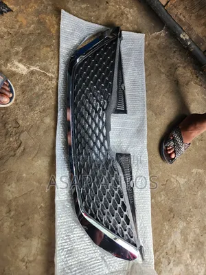 Front Grill for Toyota Sienna 2015 Sport