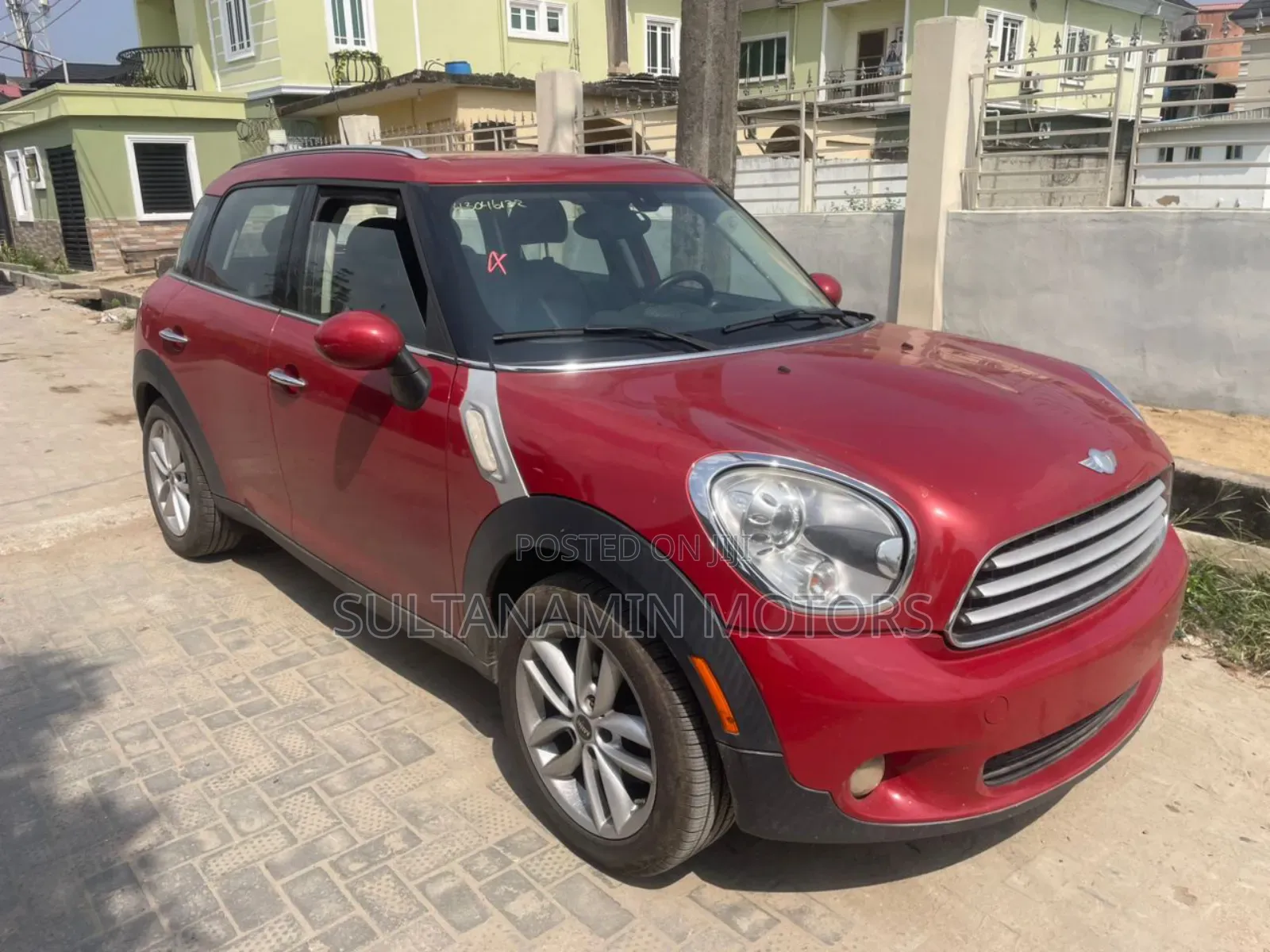 Mini Cooper 2013 Red