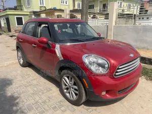 Mini Cooper 2013 Red
