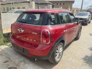 Mini Cooper 2013 Red