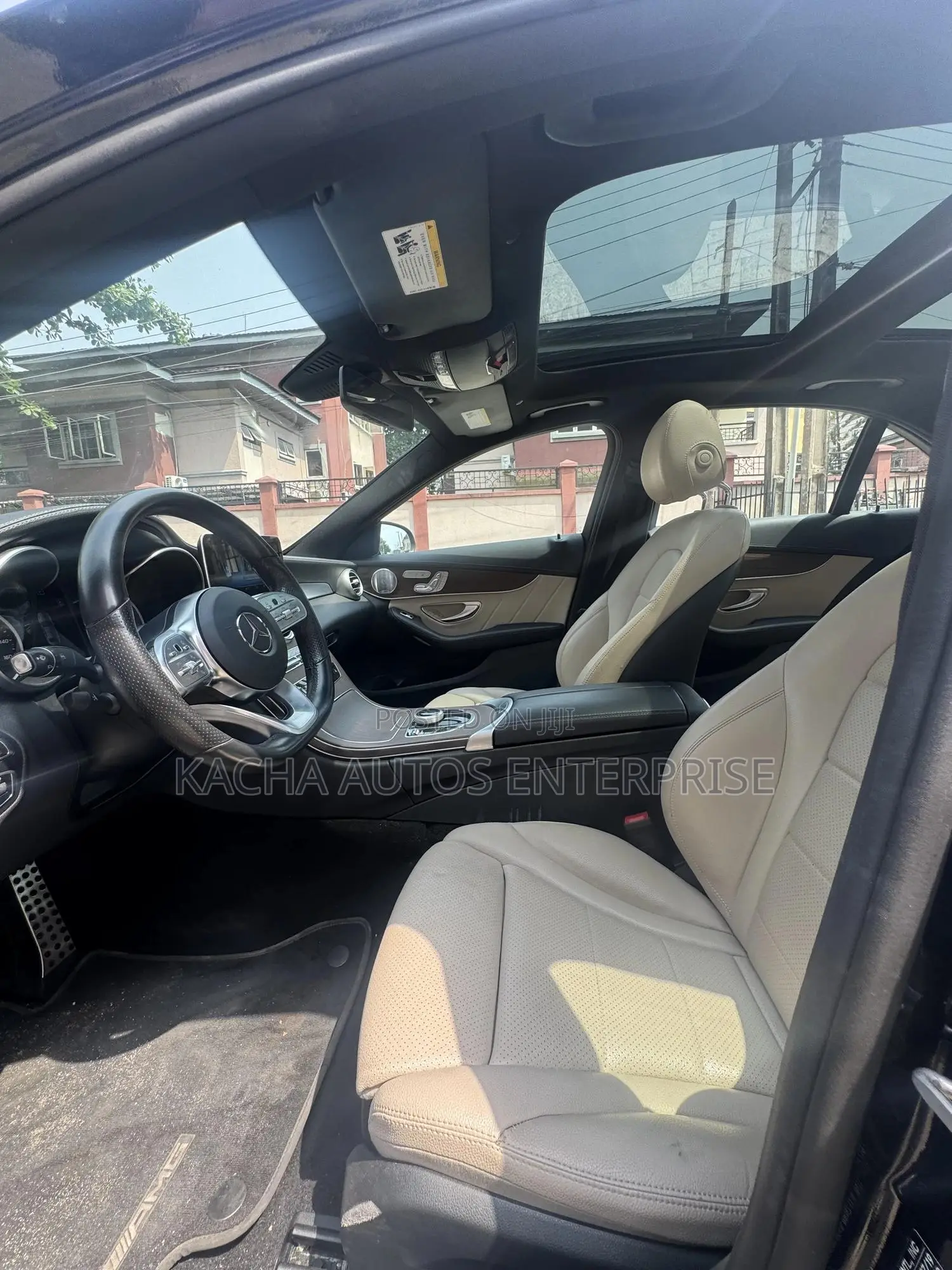 Mercedes-Benz C300 2020 Blue