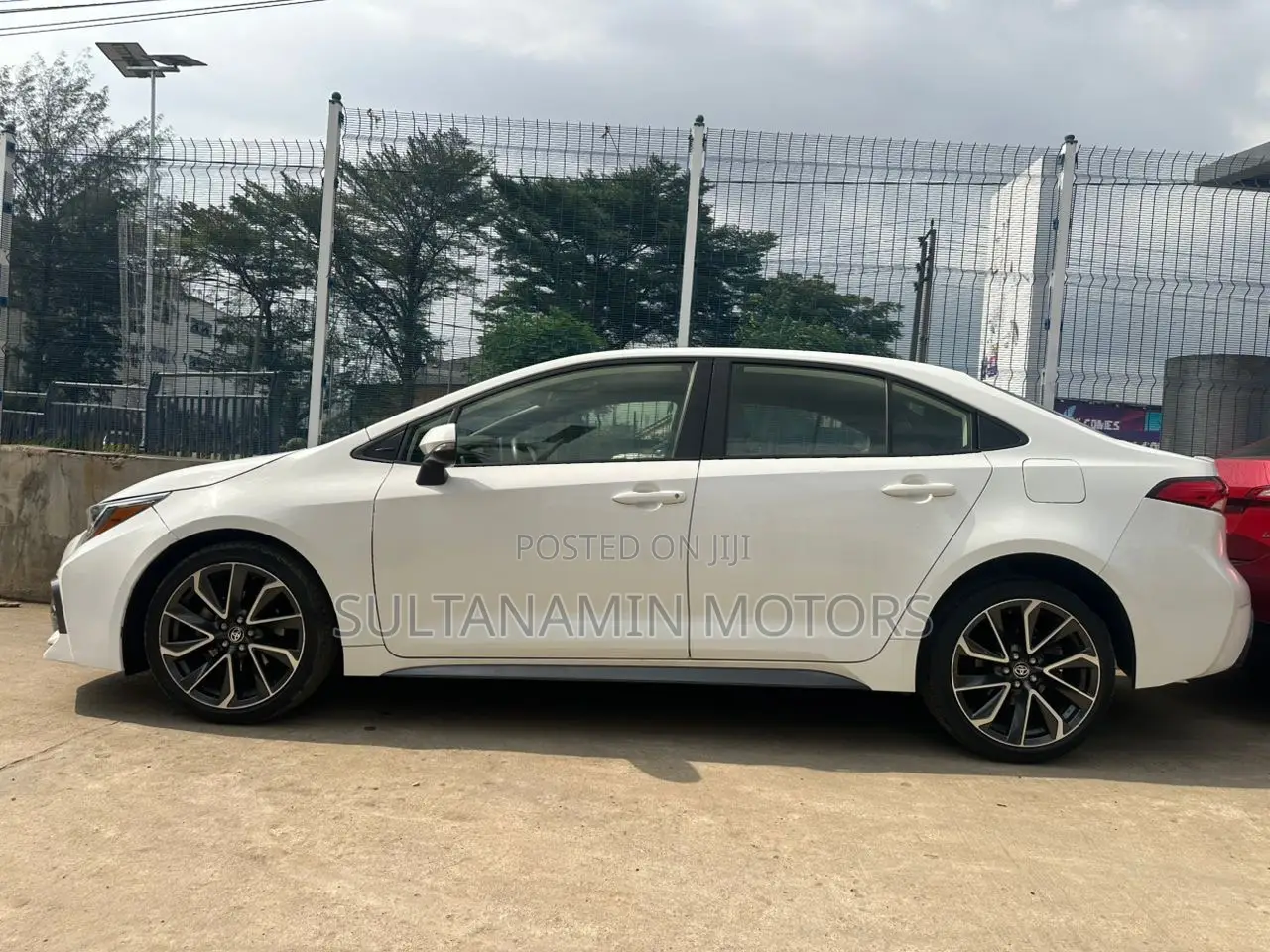 Toyota Corolla LE 2020 White